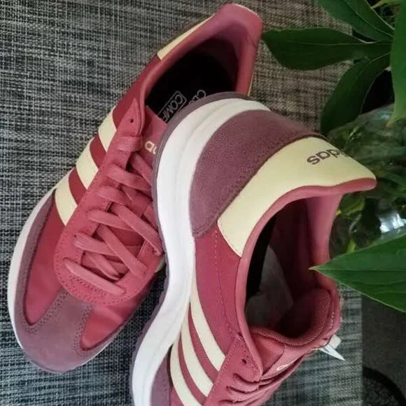 adidas Run 70s 2.0 Nylon/Suede Active Sport Gym Trainer~IH8598~Wonder Red/Yellow - Picture 4 of 11